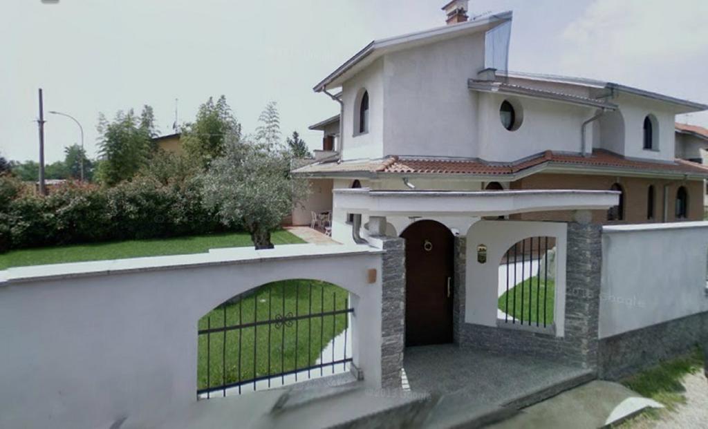 Crespi House Bed & Breakfast Parabiago Exterior photo