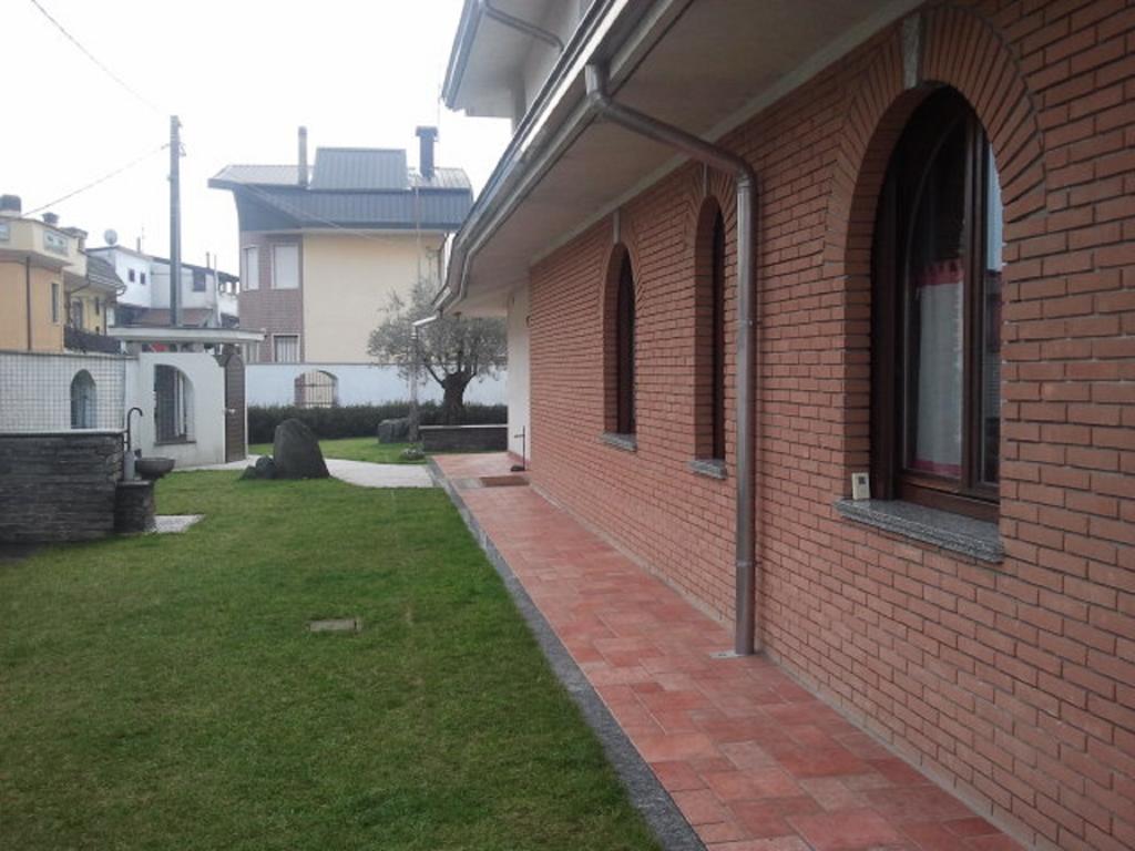 Crespi House Bed & Breakfast Parabiago Exterior photo